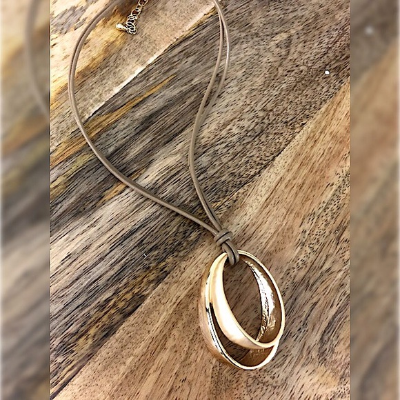 Jewelry - SALE 🤩 New Gold pendant on taupe cord!!! Was $15